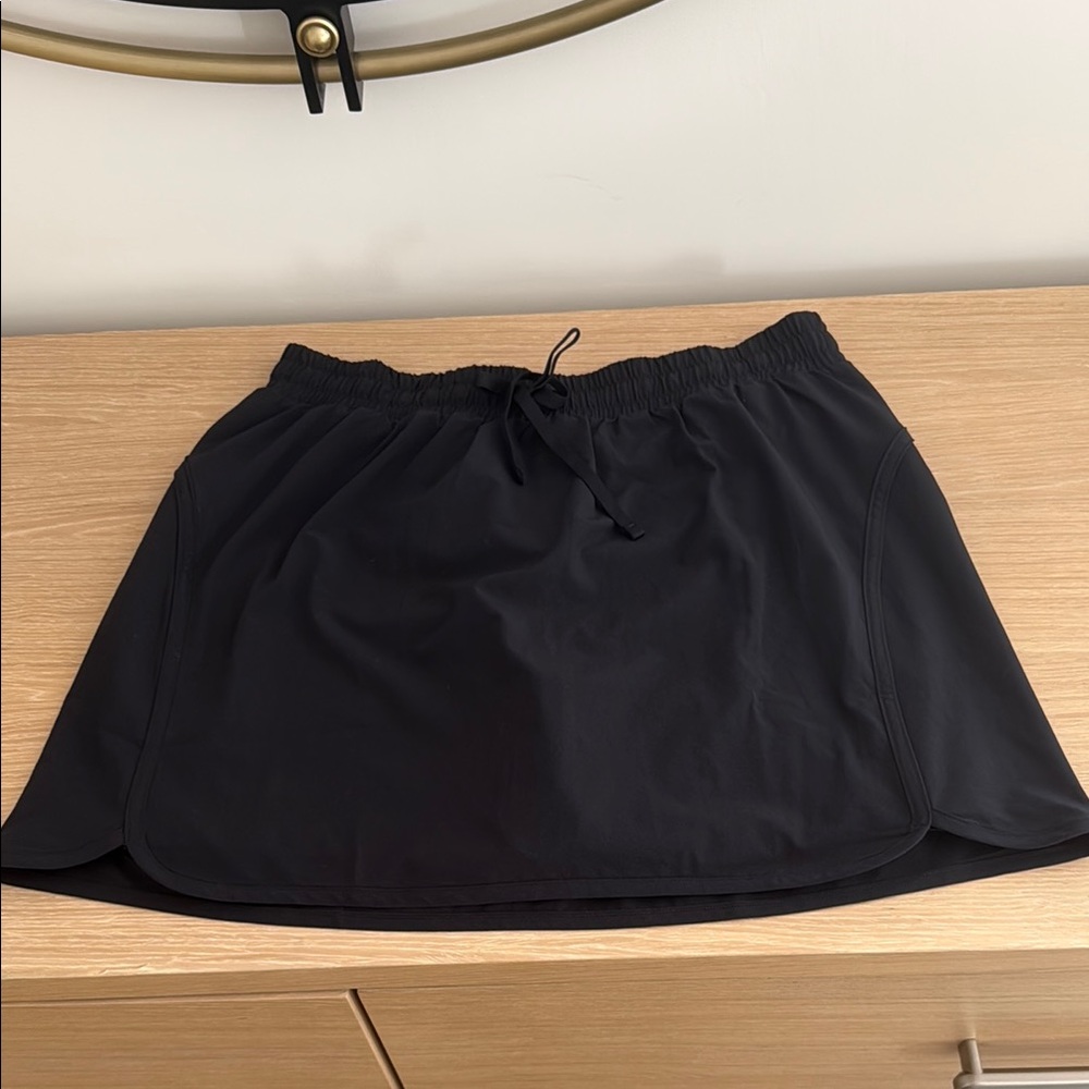 Beyond Yoga Black Sports Skort with Drawstring